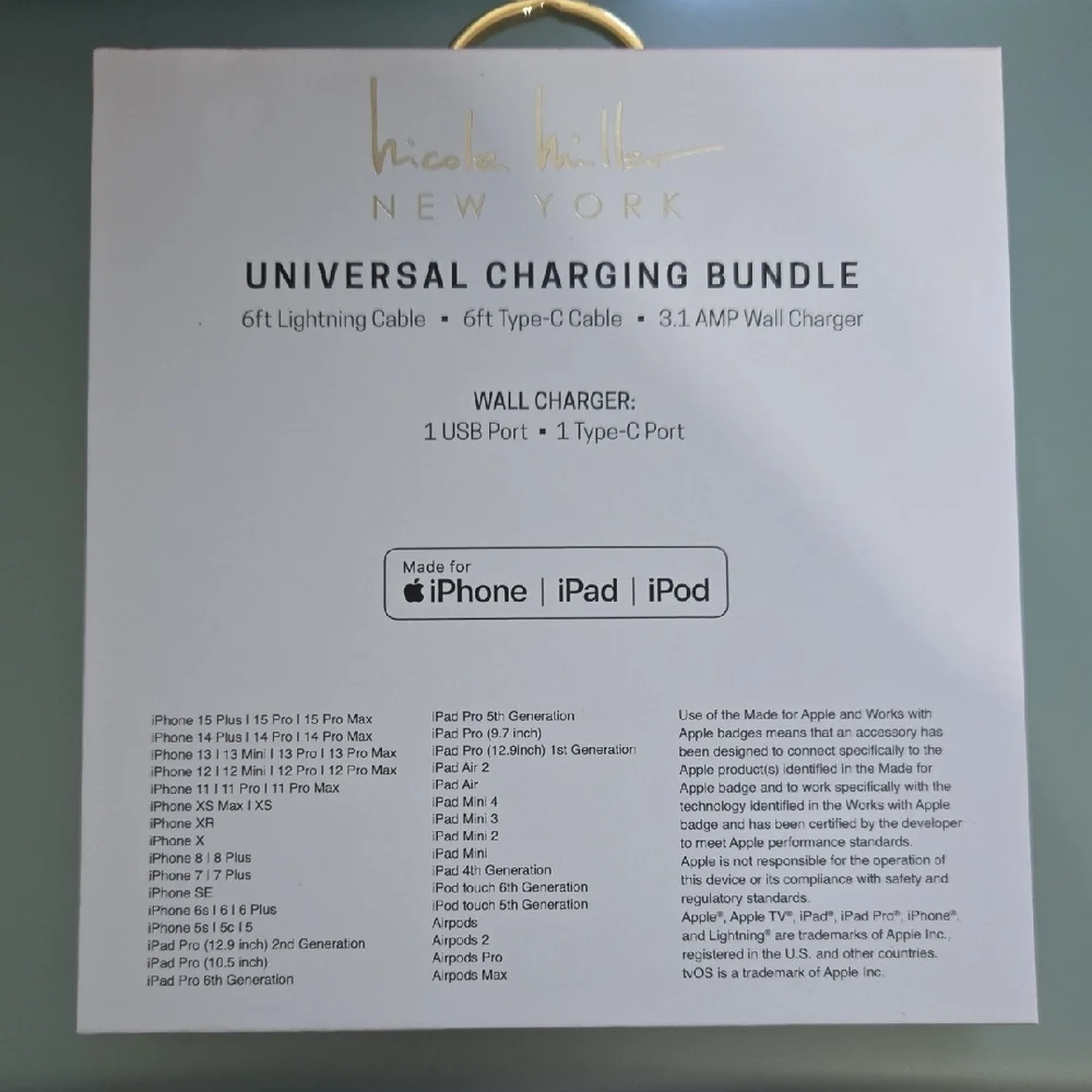 Nicole Miller Black Universal Charging Bundle
